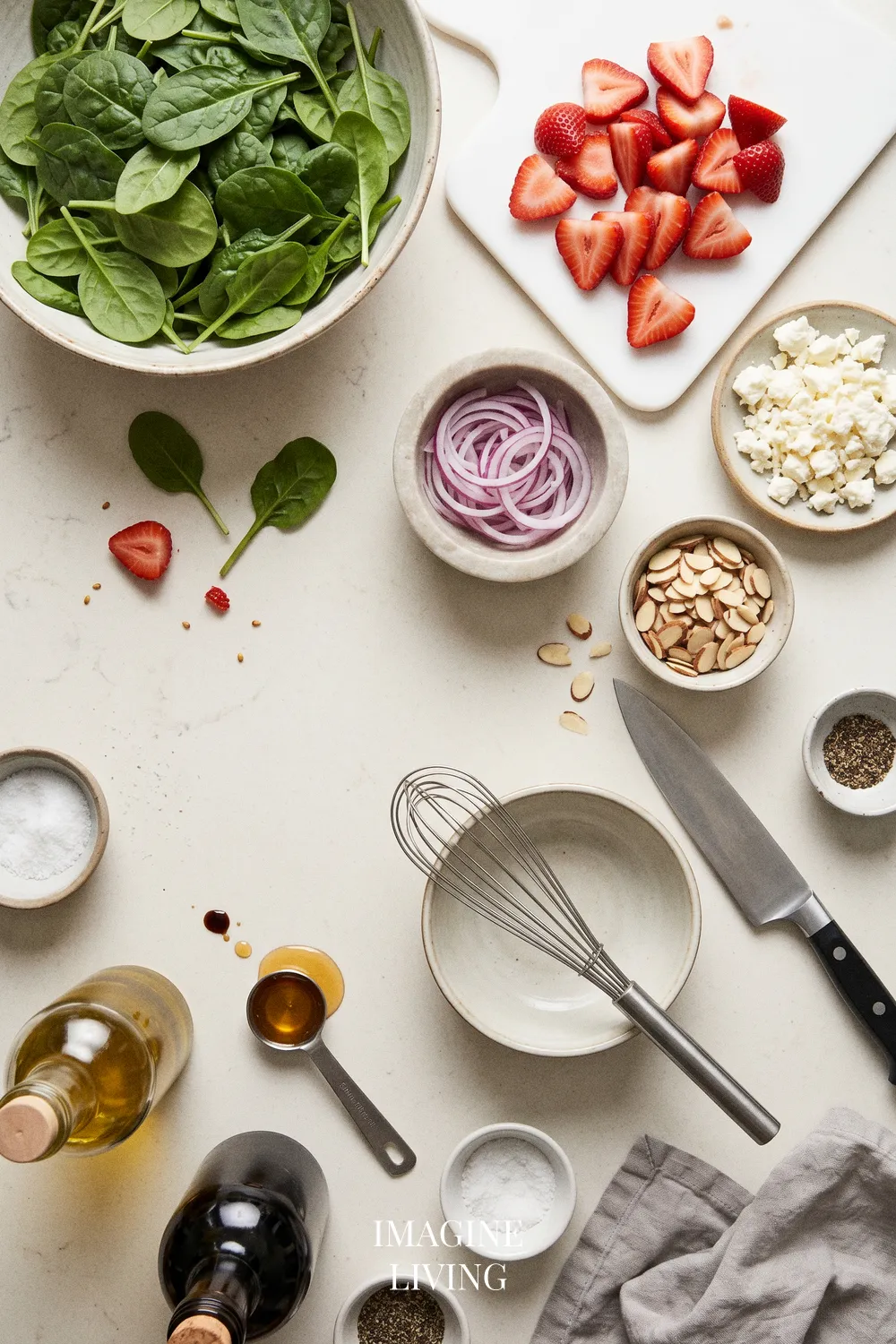 Ingredients: Strawberry Spinach Salad for 4 Servings